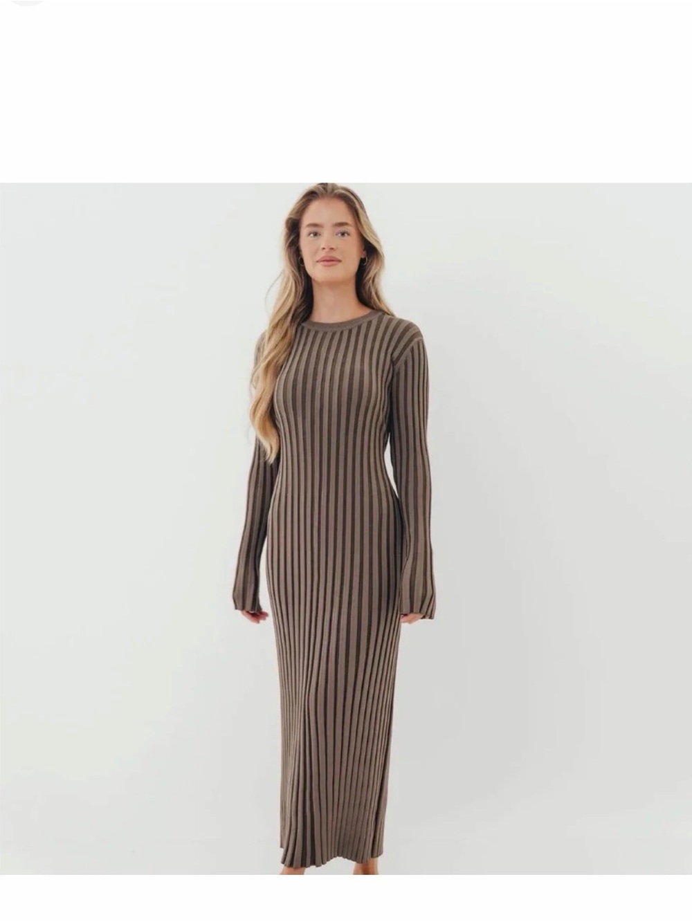 Ribbed Maxi Knit Dress in Brown – Long Sleeve, Sleek Fit